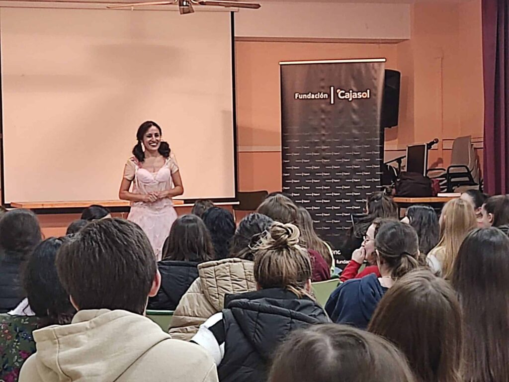 Cerca de 150 escolares han participado en los «Monólogos para la igualdad» del Programa Educativo Cajasol Educa