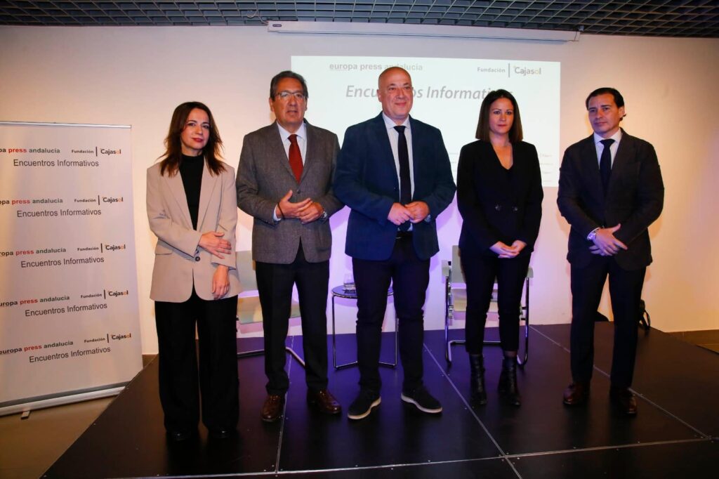 Antonio Ruiz Cruz protagoniza un Encuentro Informativo en la sede de la Fundación Cajasol en Córdoba