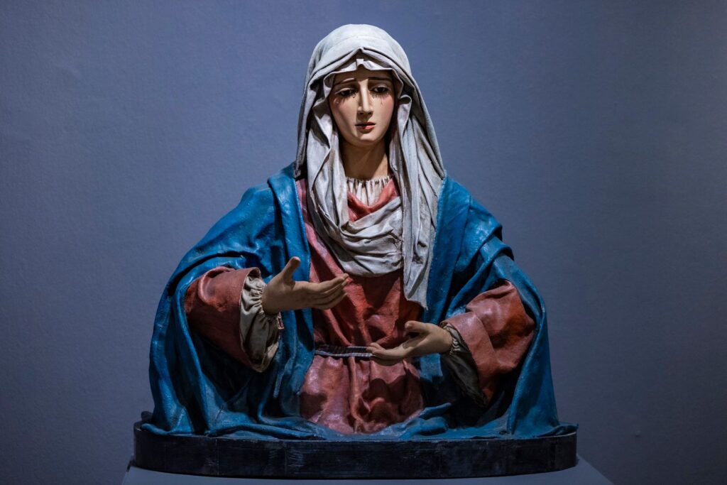 'Tras El Milagro' desvela en la Fundación Cajasol en Cádiz el nuevo palio de la Hermandad de la Cena