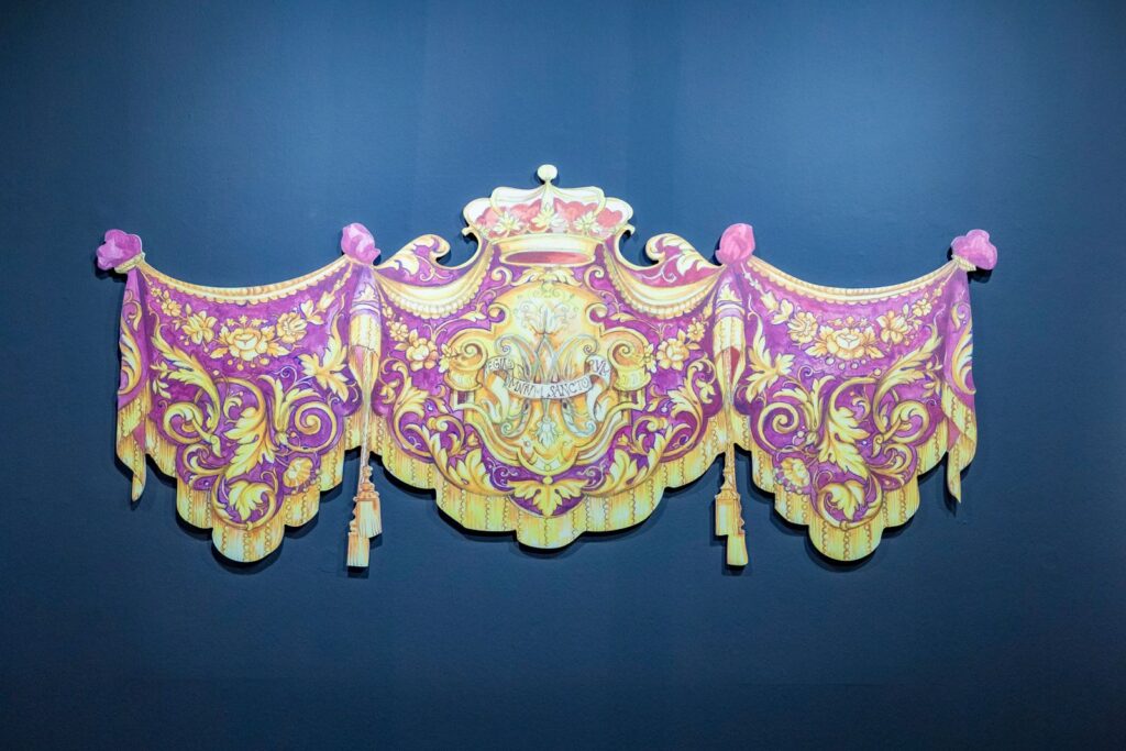 'Tras El Milagro' desvela en la Fundación Cajasol en Cádiz el nuevo palio de la Hermandad de la Cena