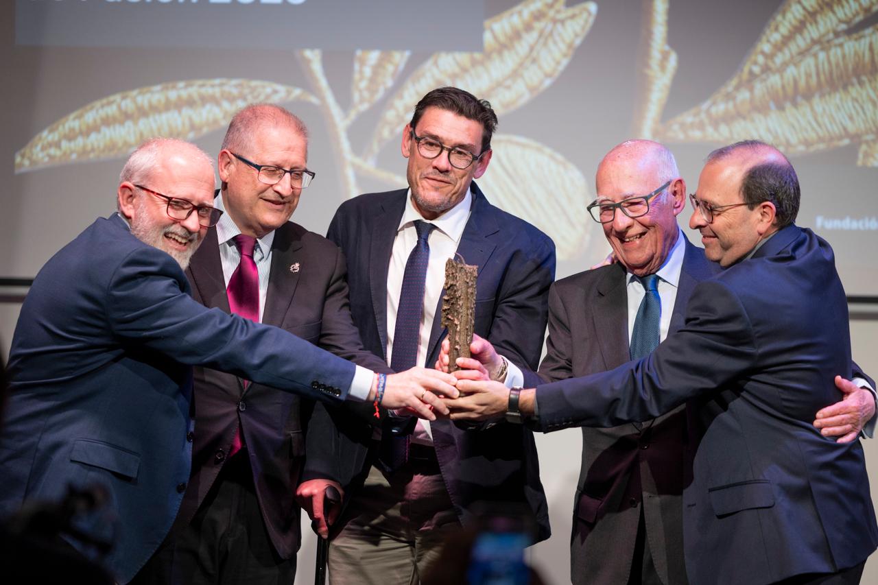 Premio Gota a Gota de Pasión 2026 a Pedro Reynoso en Cádiz