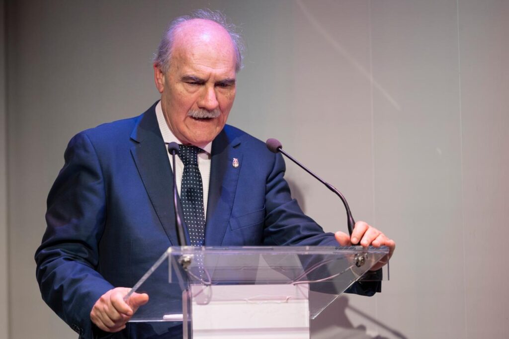 Premio Gota a Gota de Pasión 2026 a Pedro Reynoso en Cádiz