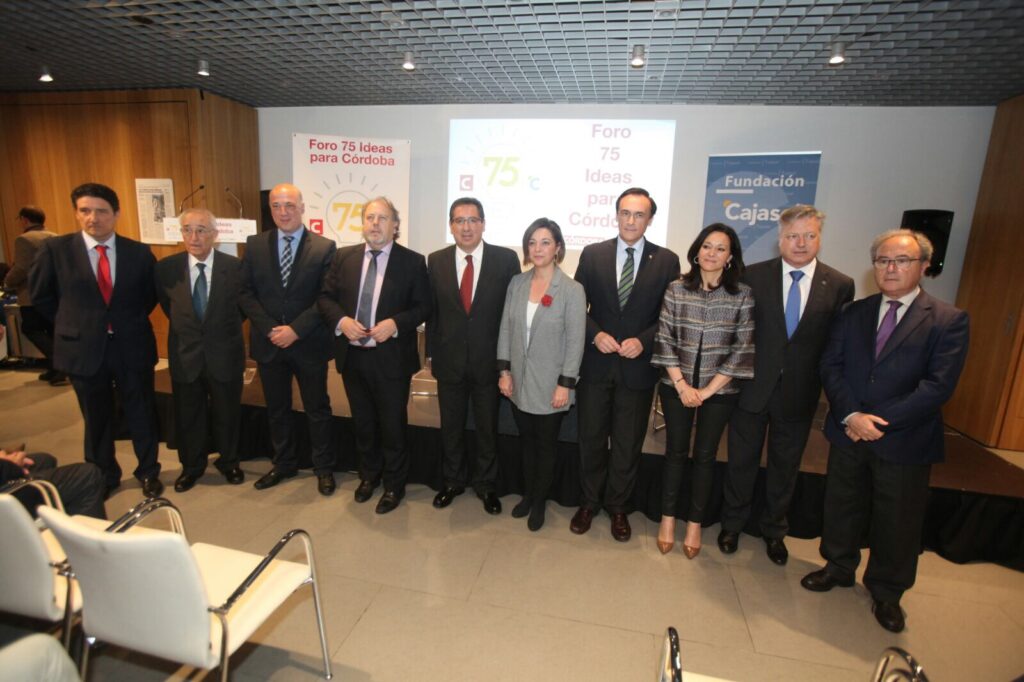 Antonio Pulido ensalza el trabajo del Foro ’75 ideas para Córdoba’ en la Fundación Cajasol