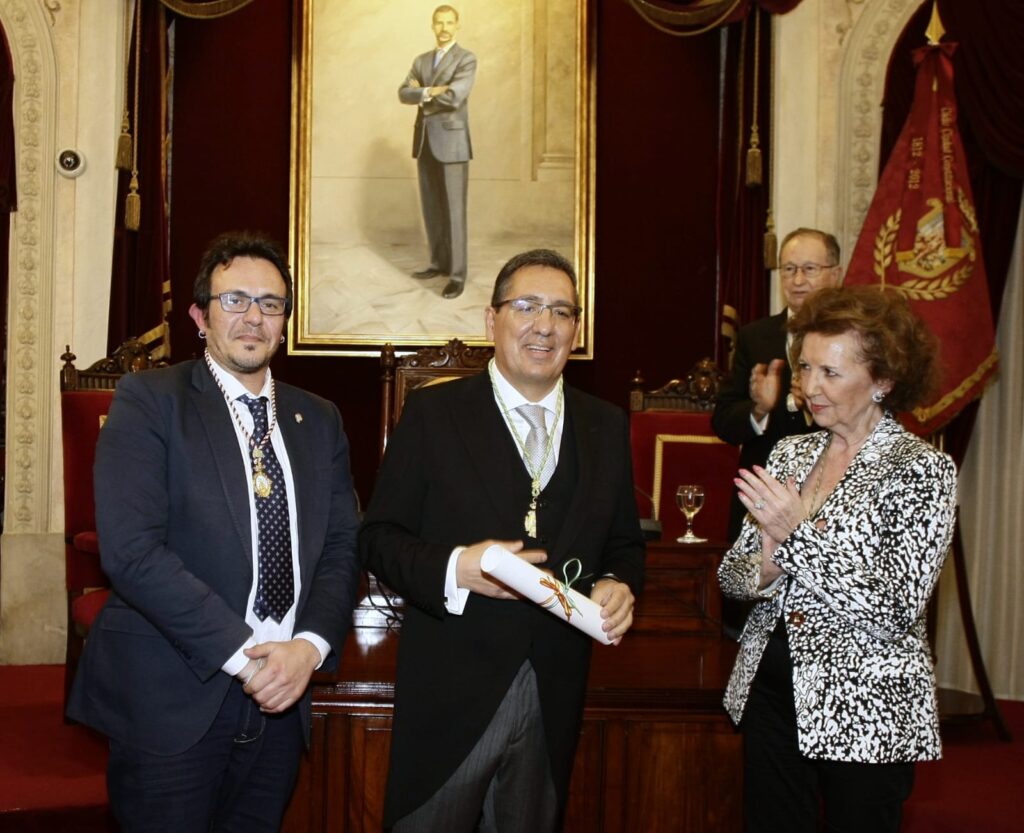 Antonio Pulido, académico de honor de Real Academia de Bellas Artes de Cádiz