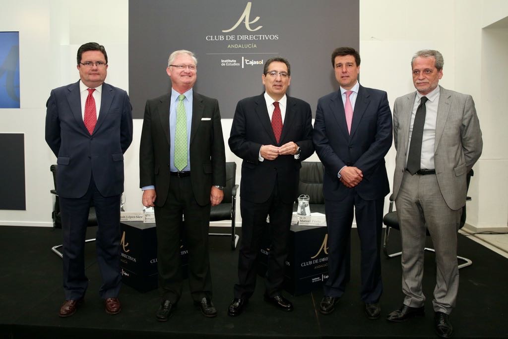 Antonio Pulido presidió una nueva sesión del Club de Directivos