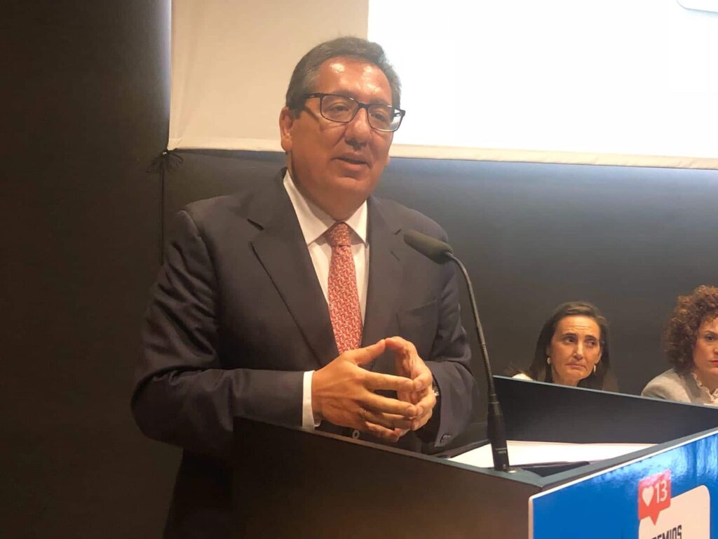 Antonio Pulido, durante su intervención en el acto de entrega de los XIII Premios FOE en Huelva