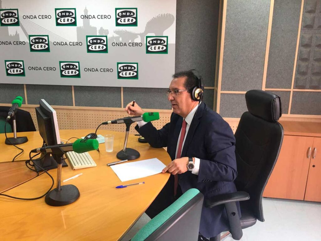 Entrevista a Antonio Pulido en Onda Cero con Julia Otero