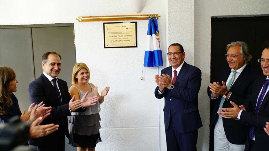 Antonio Pulido, en la inauguración de la sede de la Fundación Albor en Jerez: «Trabajamos para poner en marcha iniciativas que den impulso a la formación y a la educación»