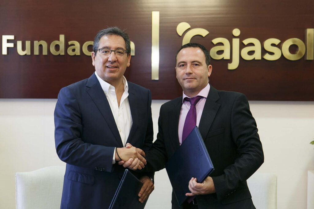 La Fundación Cajasol mantiene su respaldo al Mairena Voley Club