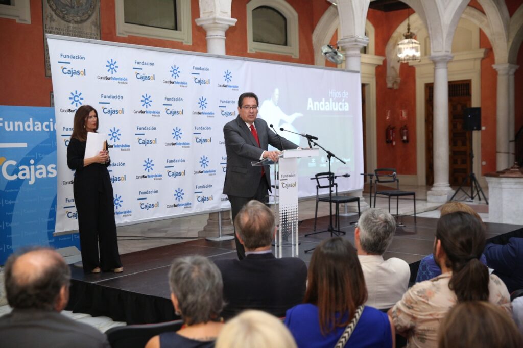 Antonio Pulido: «Las historias de ‘Hijos de Andalucía’ representan muchos de los valores y aspiraciones de la sociedad andaluza»