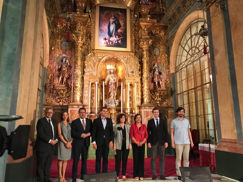 Carmen Calvo, Pablo Casado, Albert Rivera y Rafael Mayoral dialogan sobre la Constitución en el Oratorio San Felipe Neri de Cádiz