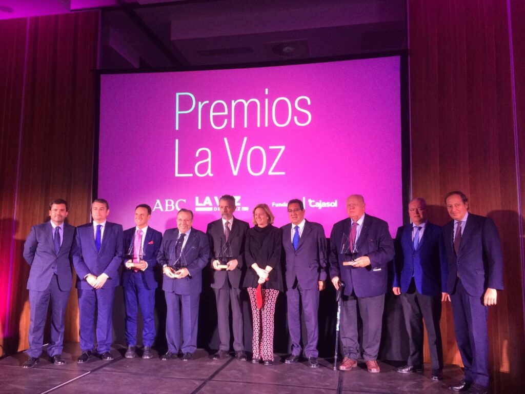 Antonio Pulido asiste a la entrega de los Premios LA VOZ 2016