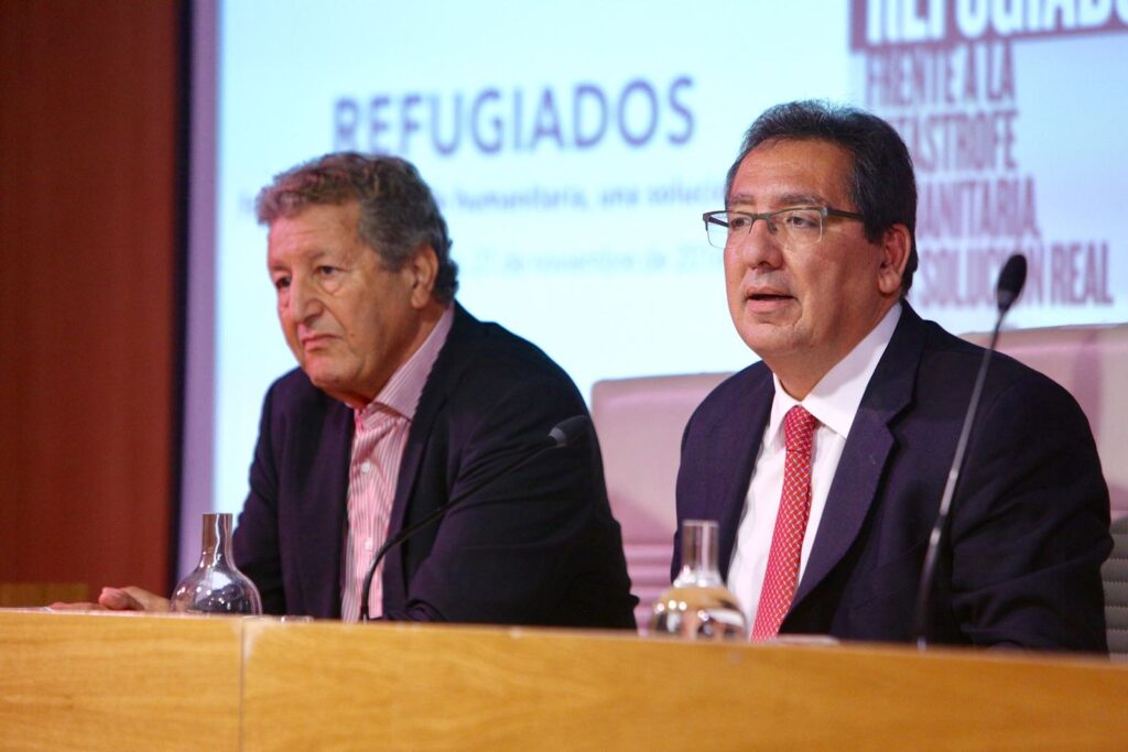 Sami Naïr presenta su nuevo libro en la Fundación Cajasol