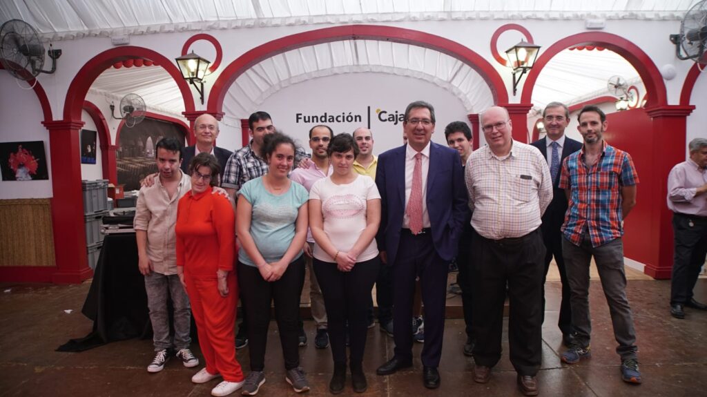 Antonio Pulido, presidente de la Fundación Cajasol, en el almuerzo con entidades sociales en la Feria de Abril 2019