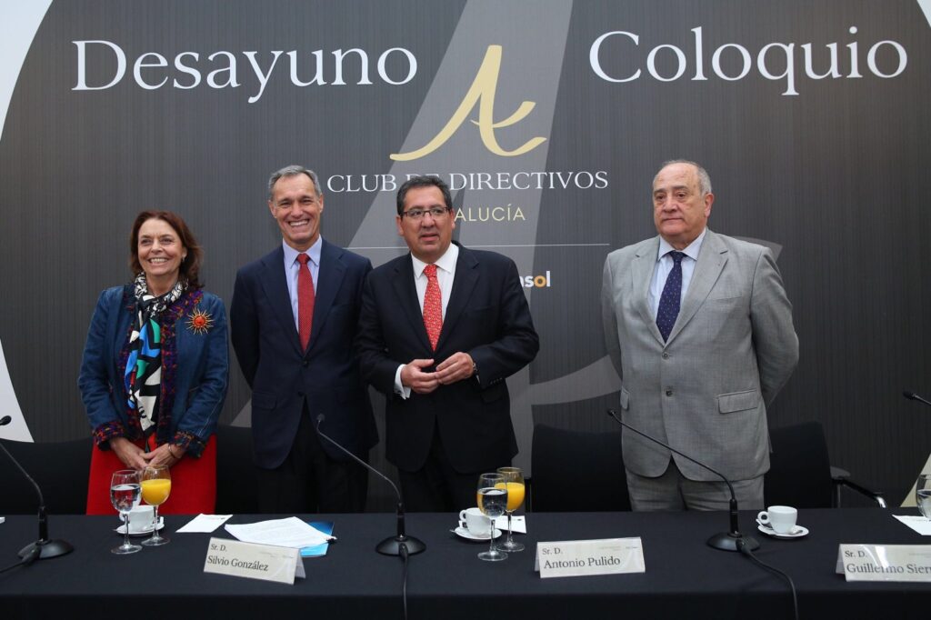 Desayuno-Coloquio del Club de Directivos Andalucía con Silvio González, consejero delegado del Grupo Atresmedia