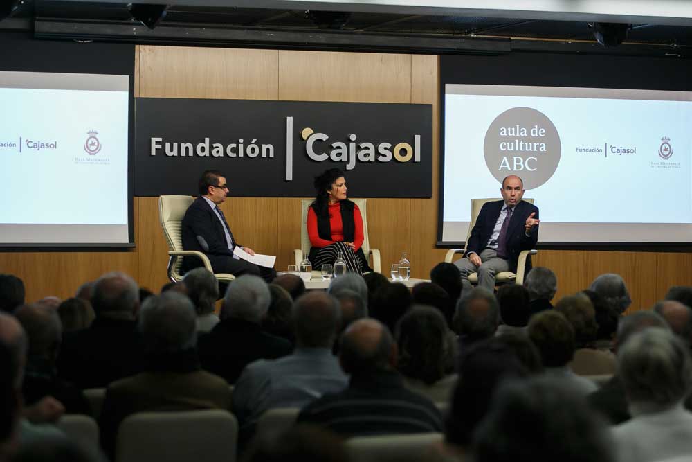 Francisco Robles, Eva Pérez y Benito Navarrete, en la Fundación Cajasol