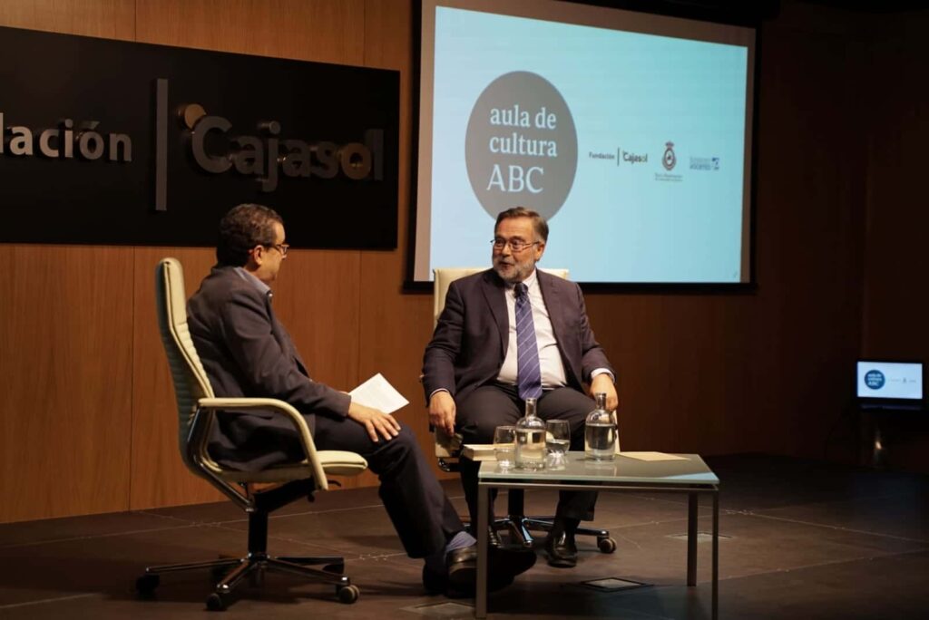 José Calvo Poyato presenta ‘La ruta infinita’ en el Aula de Cultura de ABC Sevilla