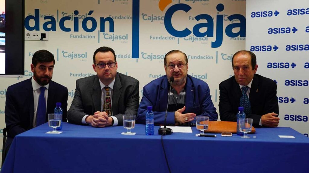 El Aula de Salud de Asisa y la Fundación Cajasol en Cádiz enseña a combatir la ‘epidemia’ del dolor crónico
