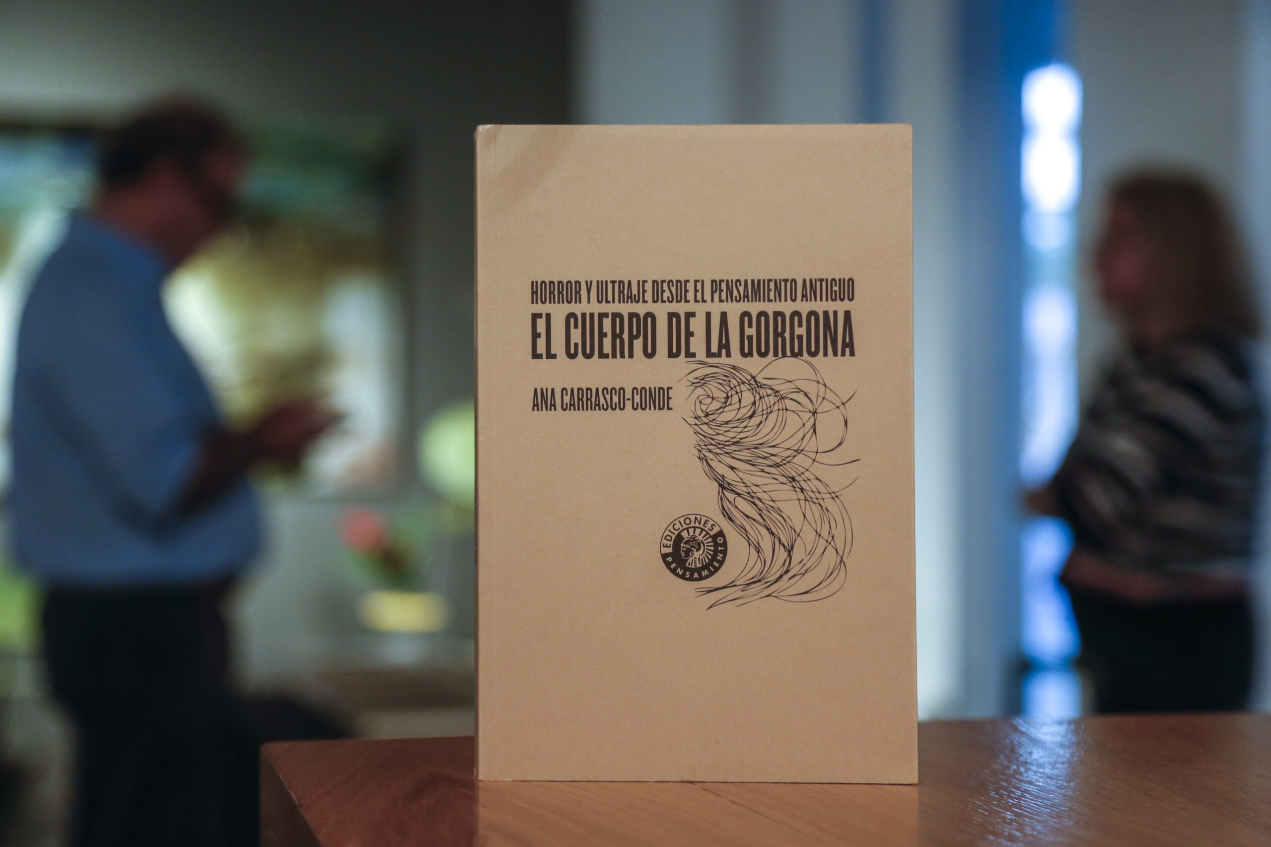 ¿Quién es el monstruo? Ana Carrasco-Conde desmonta el mito de Medusa en Lecturas del presente