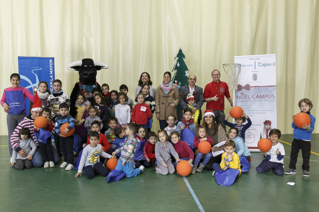Fundación Cajasol impulsa los campamentos 'Nöel Campus'