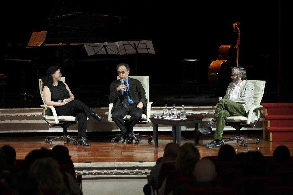 Exquisita charla entre Benet Casablancas y Antonio Muñoz Molina en el XI Ciclo de Música Contemporánea de los Conservatorios