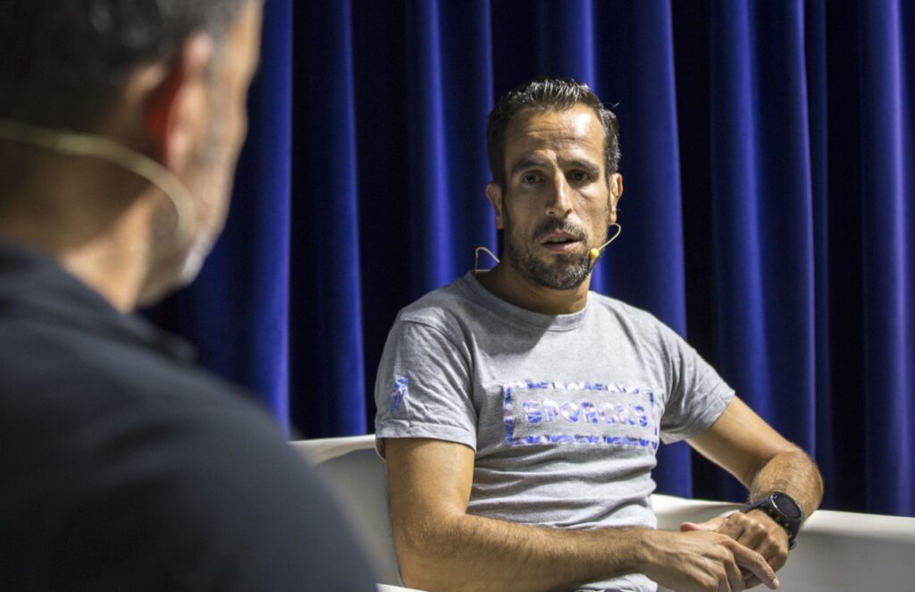 Emilio Martín, durante su charla deportivo en la Fundación Cajasol