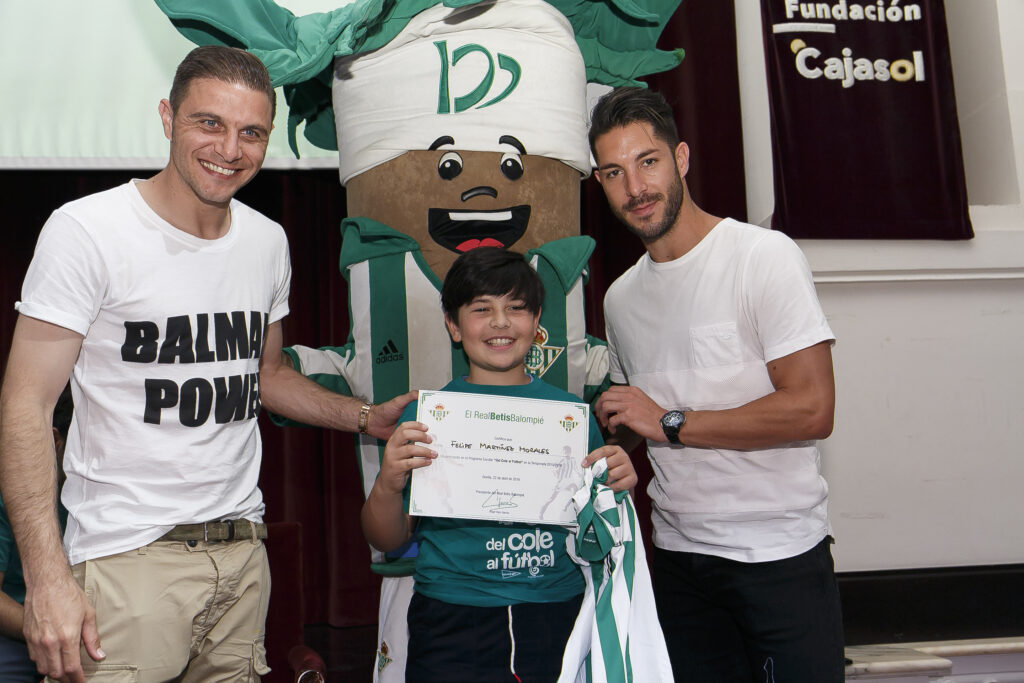 Clausura del programa escolar ‘Del Cole al Fútbol’ en la Fundación Cajasol
