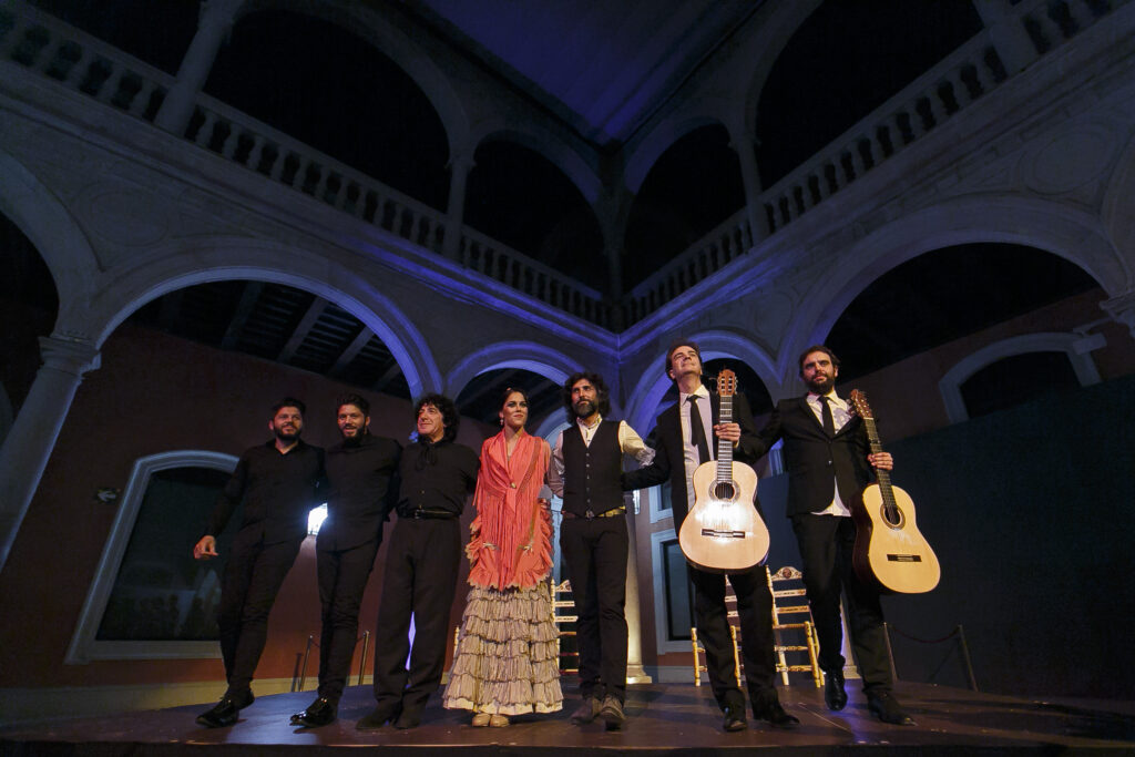 Noche mágica en la sede de la Fundación Cajasol en Sevilla con el concierto especial de Arcángel dentro de su gira ‘Tablao’