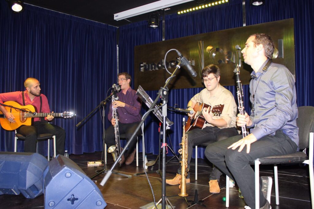 ‘Bow, Reed & Pick’ trae su jazz manouche de los años 30 a ‘Los Jueves en la Cuarta’ de la Fundación Cajasol
