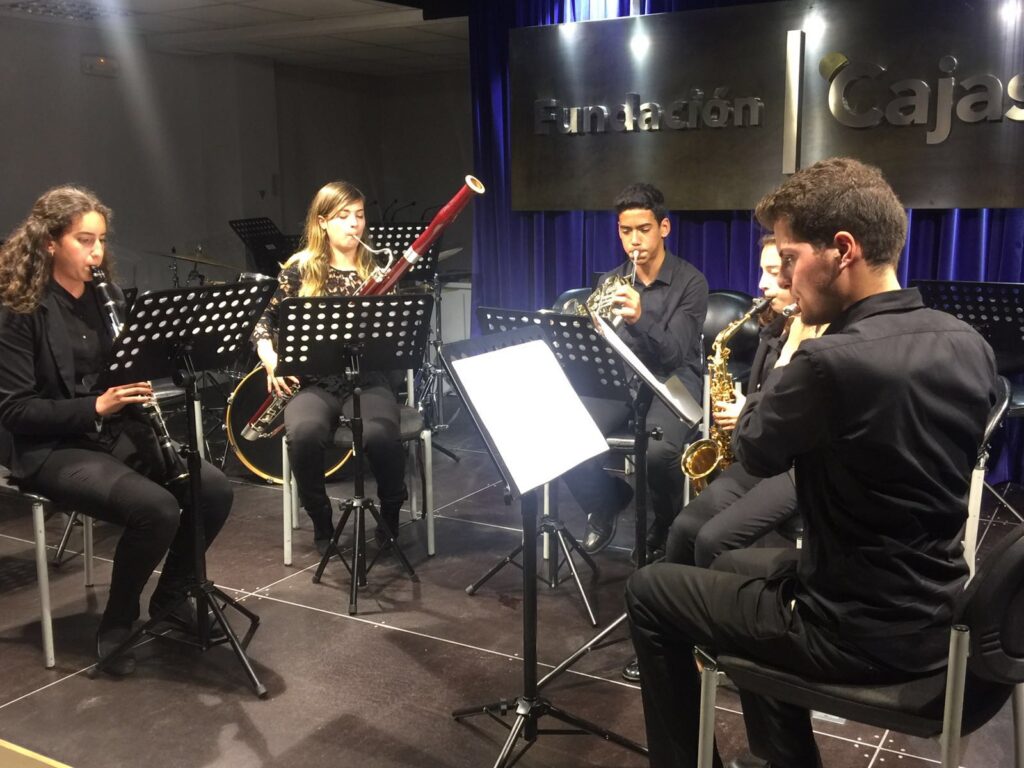 Concierto de la Escuela de Música de Bonares en la sede de la Fundación Cajasol en Huelva