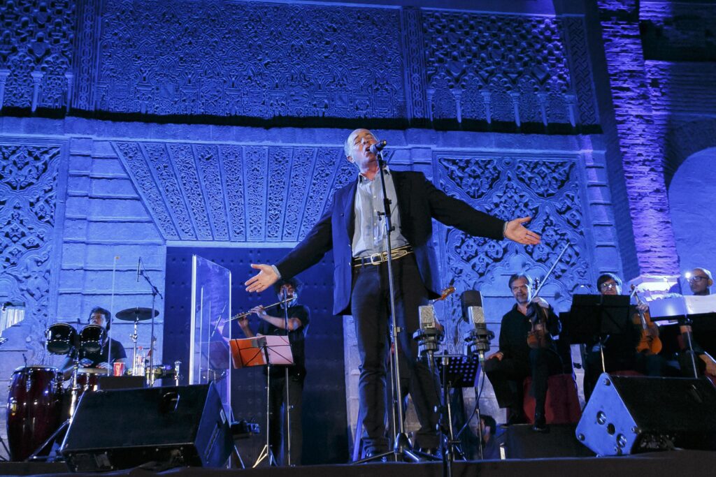 Noche inolvidable en el Alcázar para celebrar los 30 años de José Manuel Soto en el mundo de la música