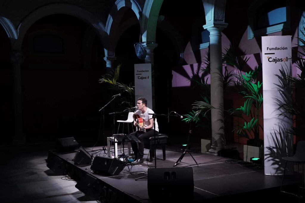 El pop-rock de Juano Azagra, en las Noches de Verano Cajasol en Sevilla