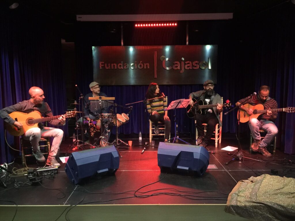Urubú lleva sus ritmos brasileños al escenario de ‘Los Jueves en la Cuarta’ de la Fundación Cajasol en Huelva