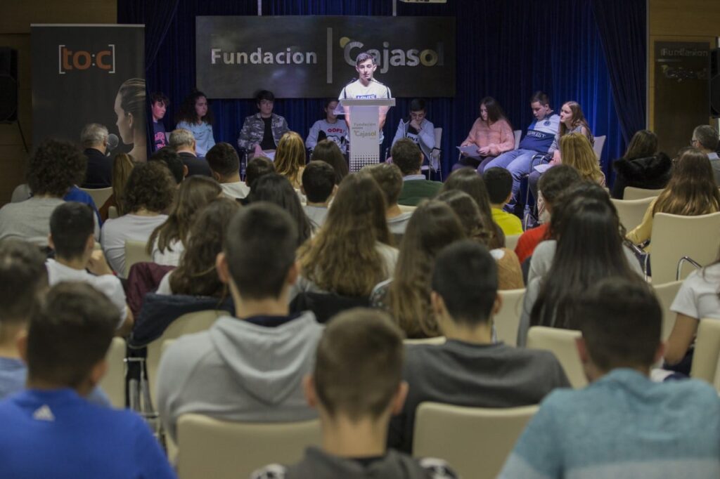 Ana Pancho Sierra y Antonio Herrera Becerra, ganadores del primer concurso de oratoria escolar en la provincia de Huelva
