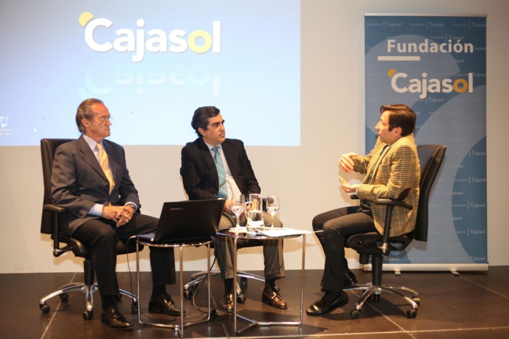 El mundo del costalero centra la segunda cita del ciclo ‘Cajasol Suma y Sigue por Córdoba’ en la Fundación Cajasol