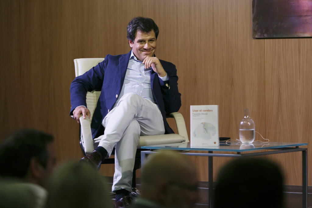 Excepcional conferencia de Facundo Manes en la Fundación Cajasol