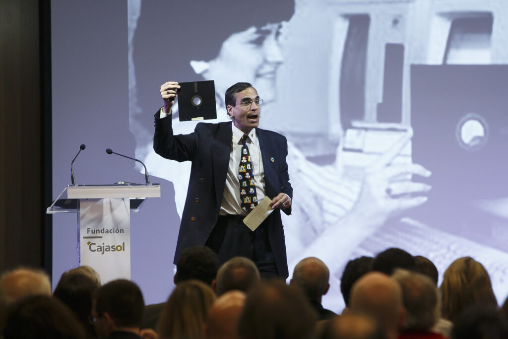 Conferencia de José Cordeiro sobre ‘Disrupción limpia’ en la Fundación Cajasol