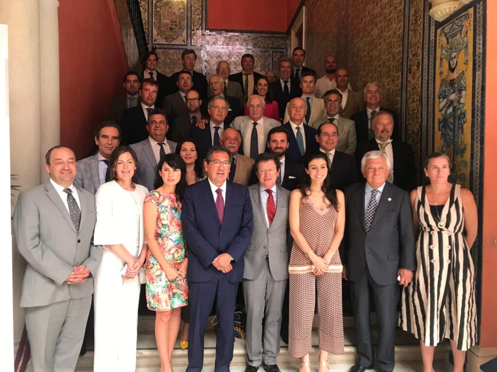 Encuentro con el Embajador de Ecuador en España en la Fundación Cajasol