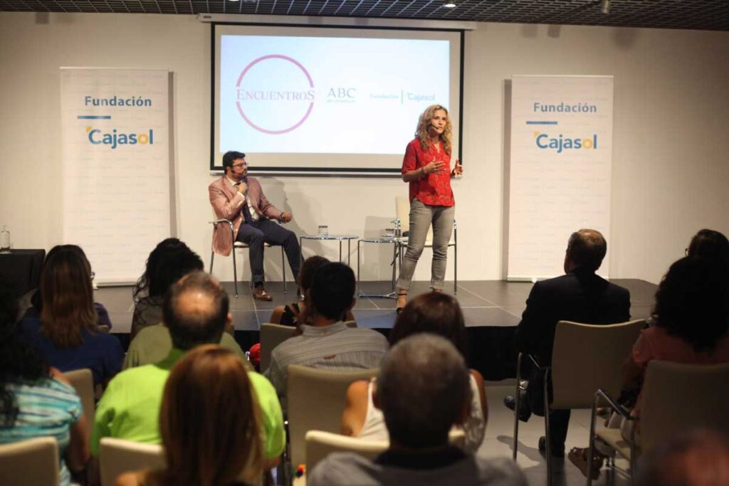Silvia Congost participa en los Encuentros de ABC Córdoba y la Fundación Cajasol