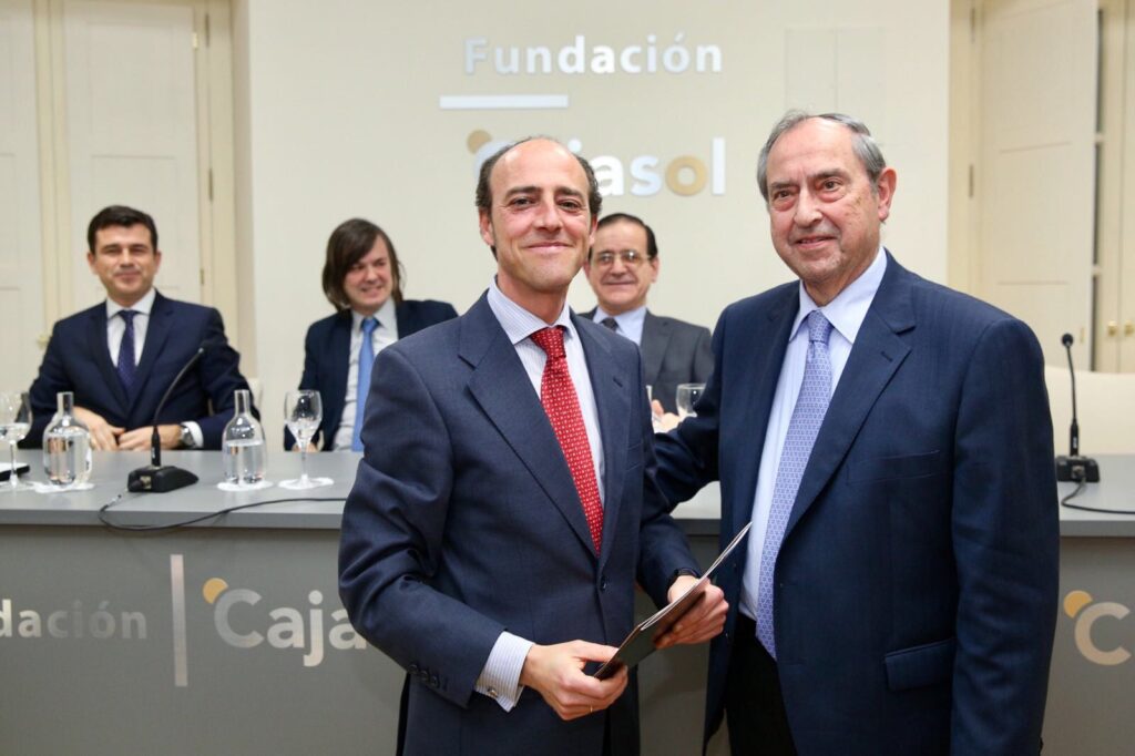 Entrega del VII Premio Ángel Olavarría a Juan Antonio Carrillo Donaire en la Fundación Cajasol