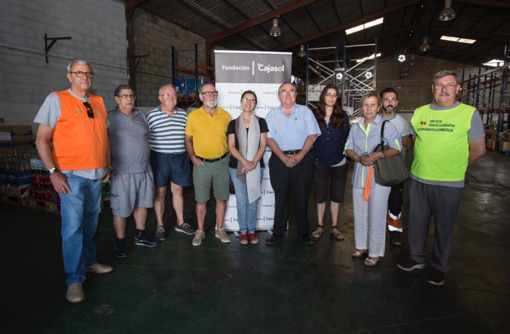 Entrega de alimentos para entidades sociales en Andalucía