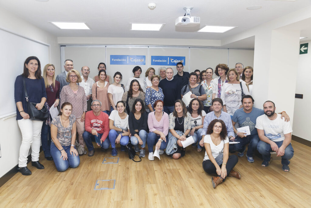 El Programa de Voluntariado de la Fundación Cajasol alcanza los 400 voluntarios