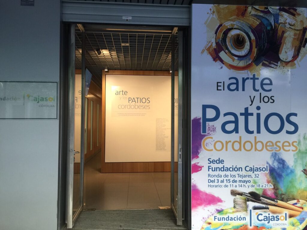 La Fundación Cajasol pone en marcha la exposición ‘El arte y los Patios Cordobeses’