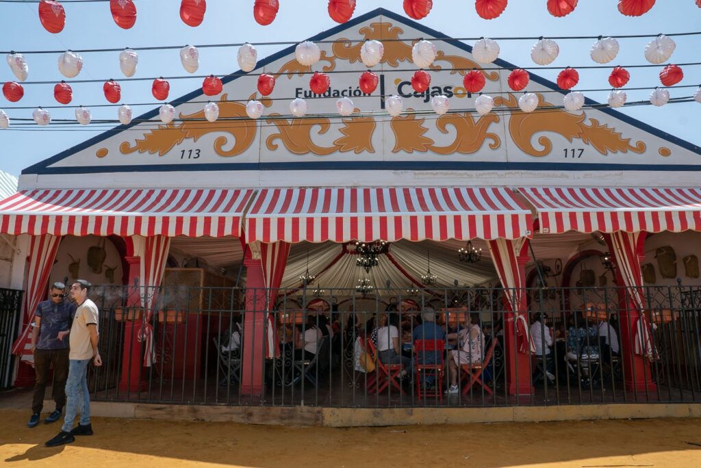 La Fundación Cajasol celebra la Feria de Abril 2022 con las entidades sociales y asociaciones con las que colabora