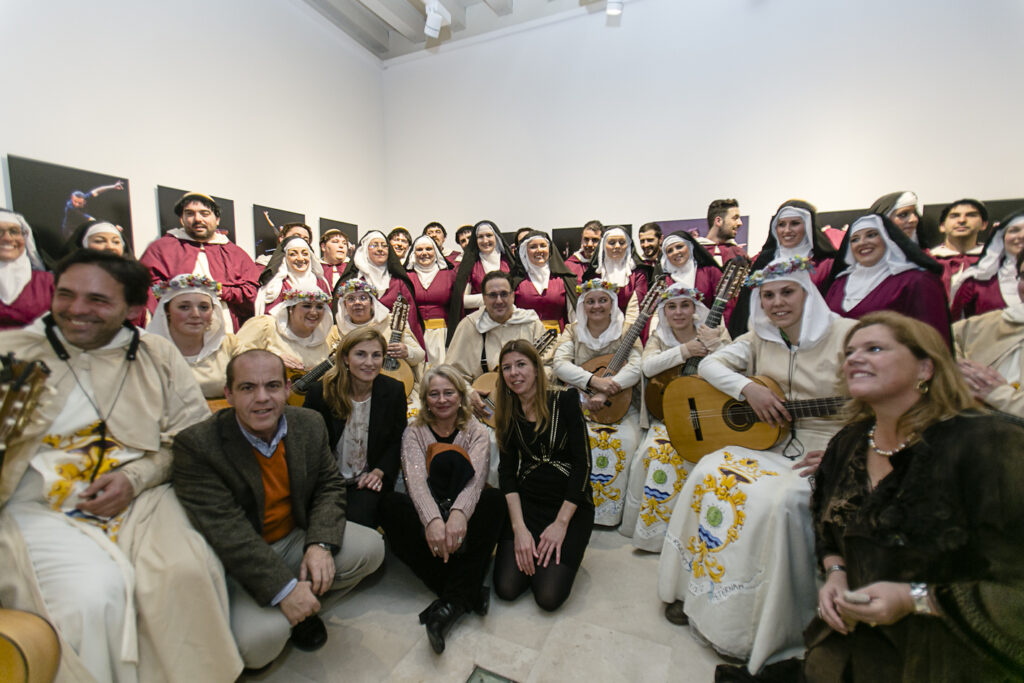 Gala solidaria a beneficio de ADISCON en la sede gaditana de la Fundación Cajasol