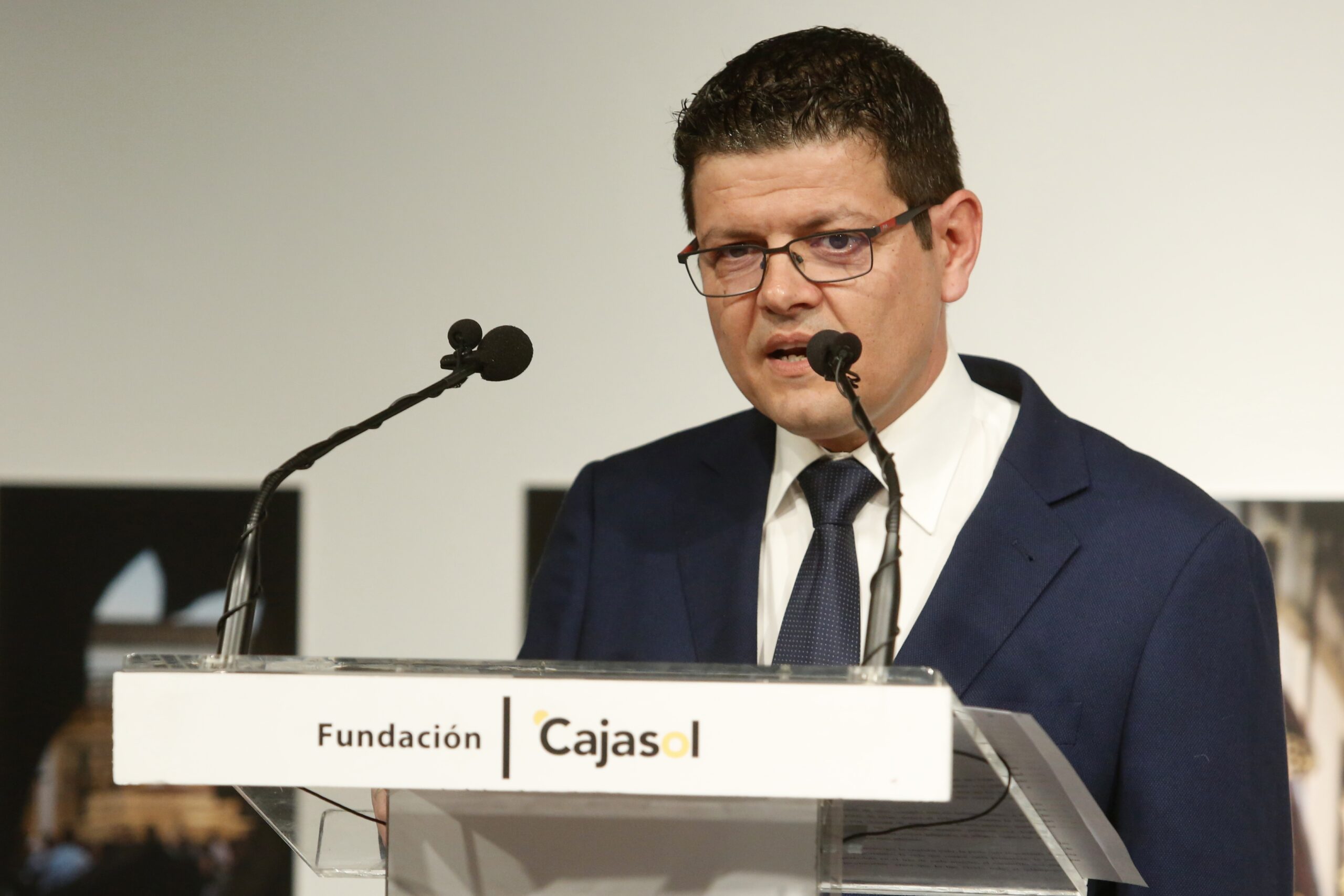 Blas Jesús Muñoz realiza la exaltación cofrade de la Fundación Cajasol en Córdoba