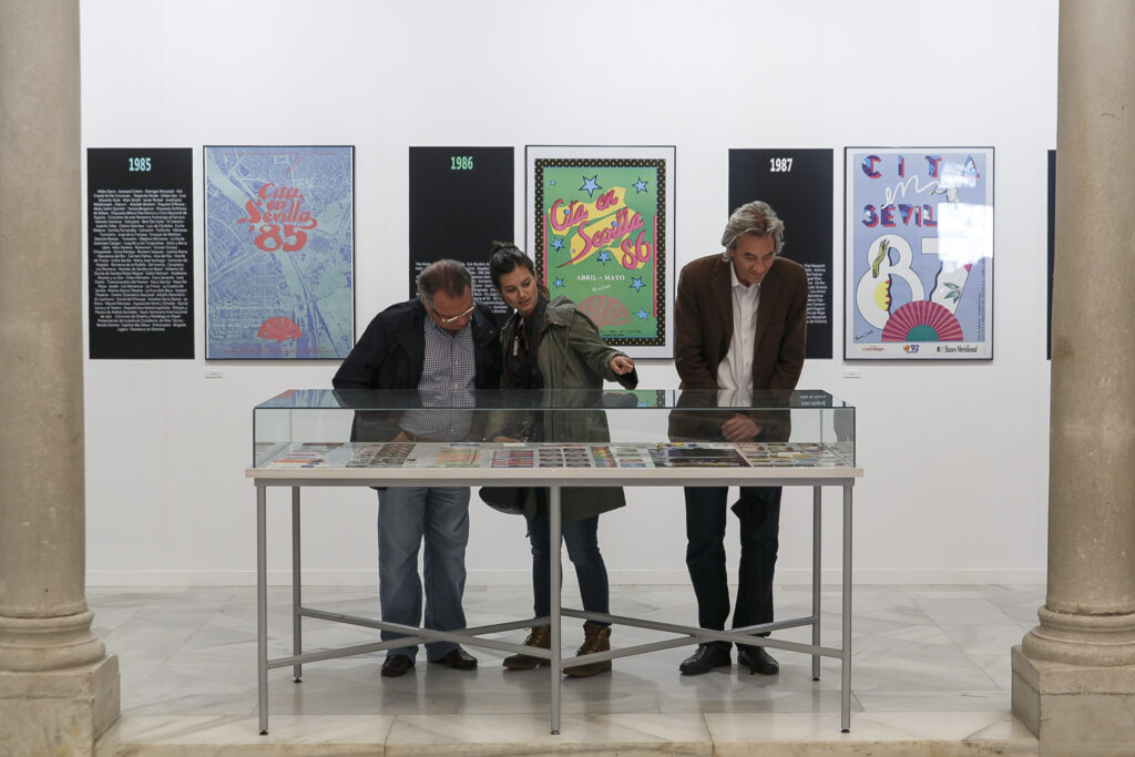 Más de 7.000 personas reviven el programa cultural 'Cita en Sevilla' treinta años después en la Fundación Cajasol