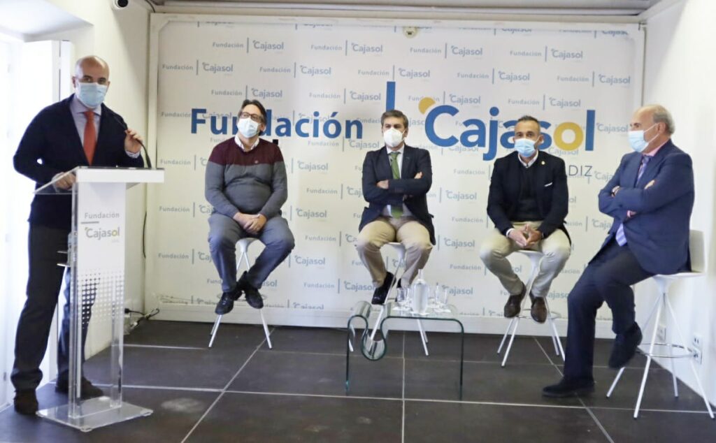 Cádiz debate sobre cómo será la Semana Santa de 2021