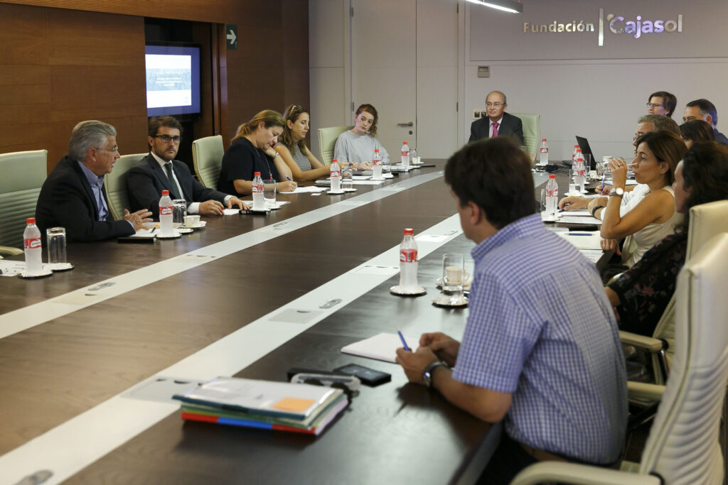 La Fundación Cajasol acoge una productiva jornada sobre últimas tendencias en Voluntariado Corporativo