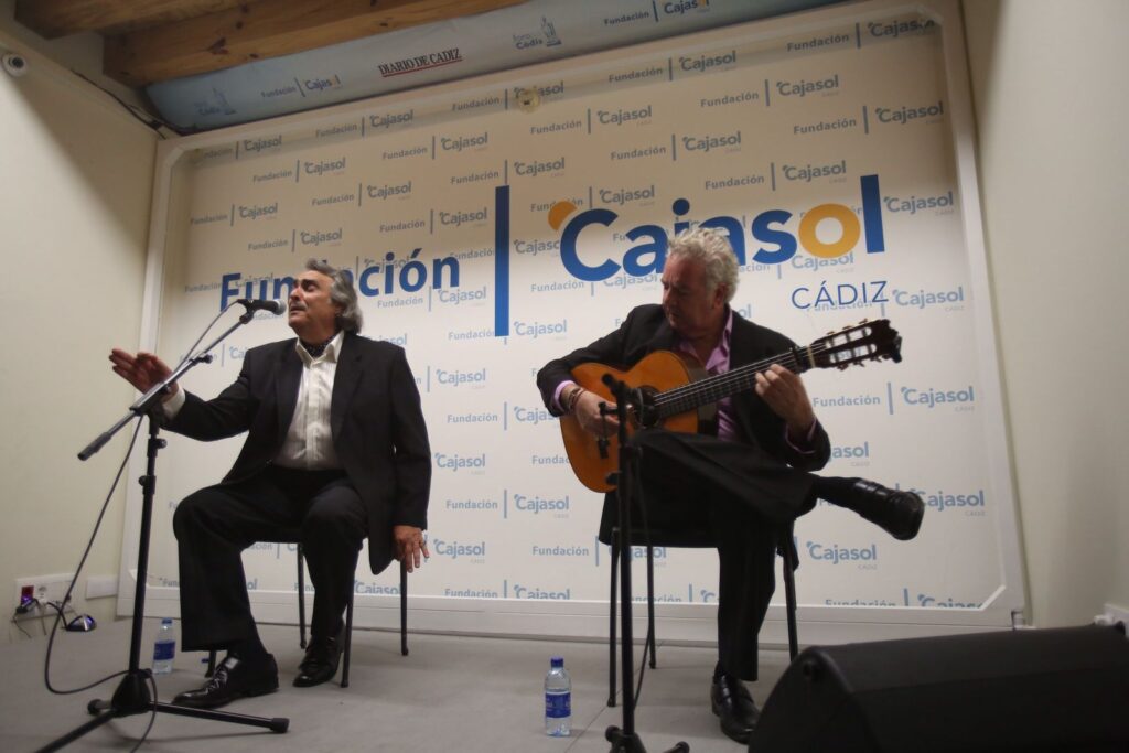 José de la Tomasa abre el nuevo ciclo ‘Conocer el Flamenco’ de la Fundación Cajasol en Cádiz